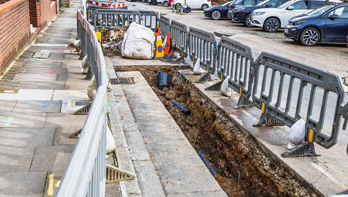 Pipe road works 1200x680