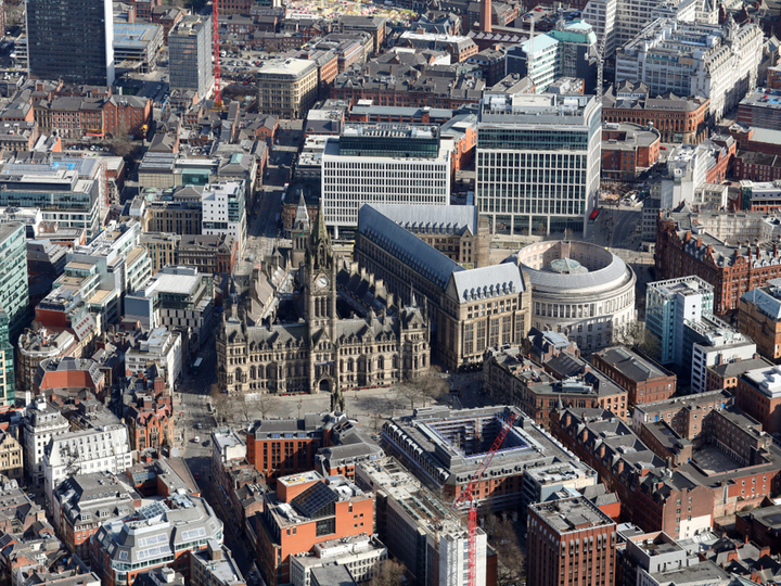 Manchester Town Hall city centre 720x540