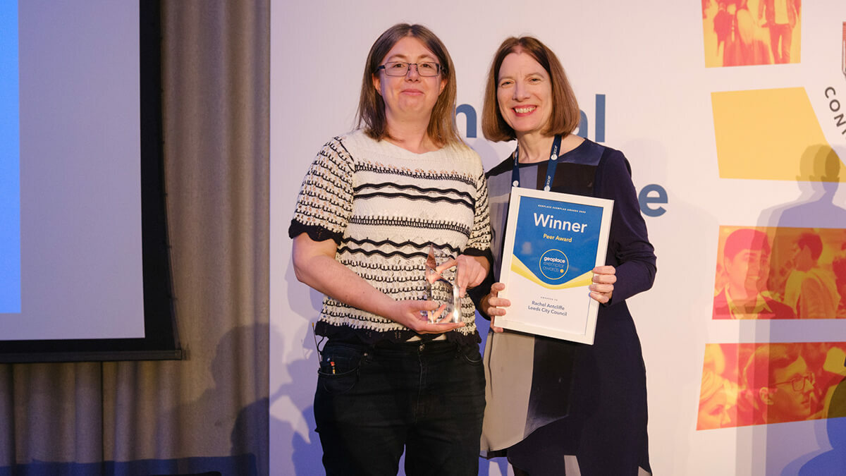 Rachel Antcliffe receives the Peer Award from Juliet Whitworth