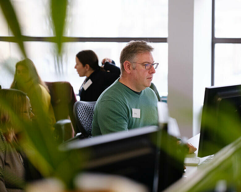 Working at computer 622x780